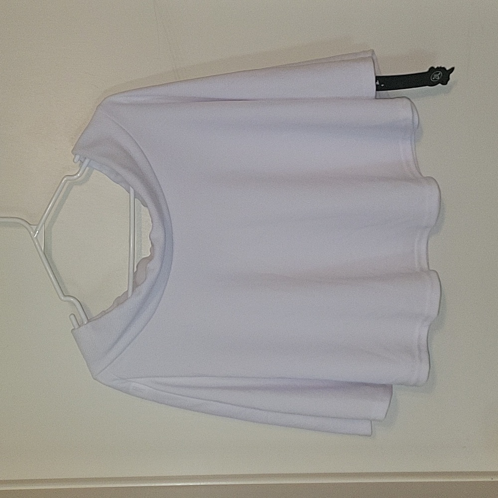 White flowy skirt